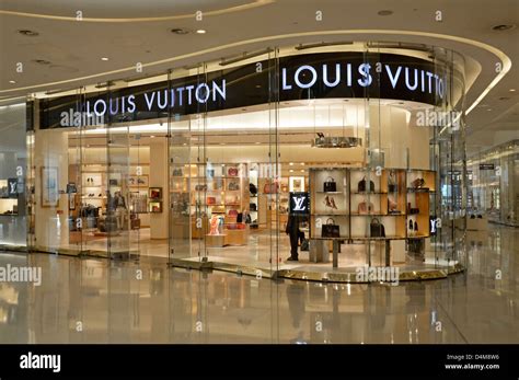 Louis Vuitton factory outlet UK